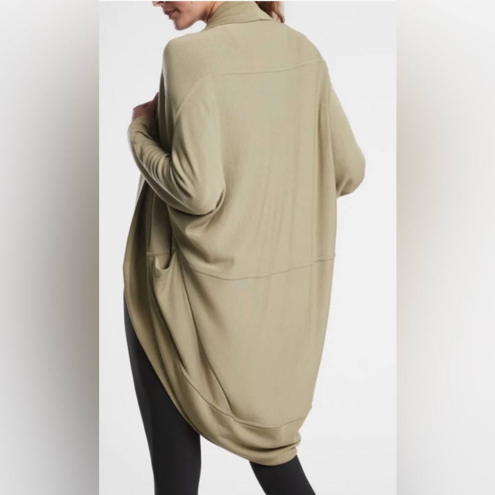 Athleta Ethereal Cocoon Wrap | NWT | Size S/M